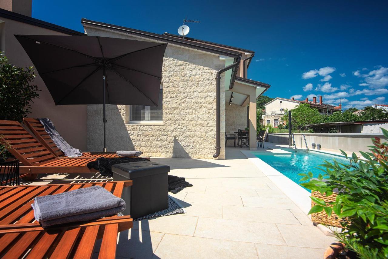 Vila Una With Private Pool Near Rovinj - Open 2022 Rovinjsko Selo Exterior foto