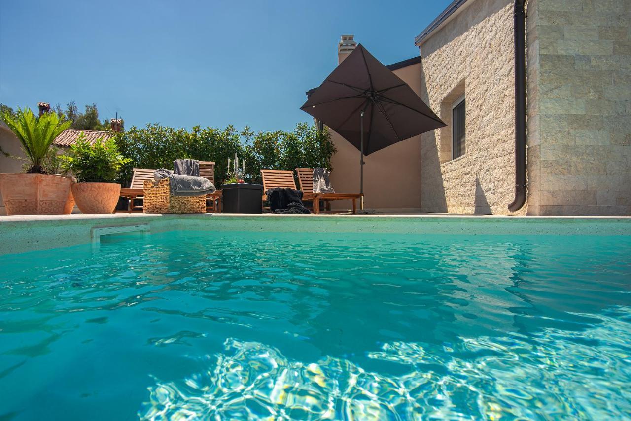 Vila Una With Private Pool Near Rovinj - Open 2022 Rovinjsko Selo Exterior foto